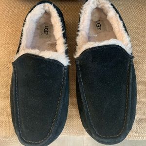 Uggs Ascot Slippers